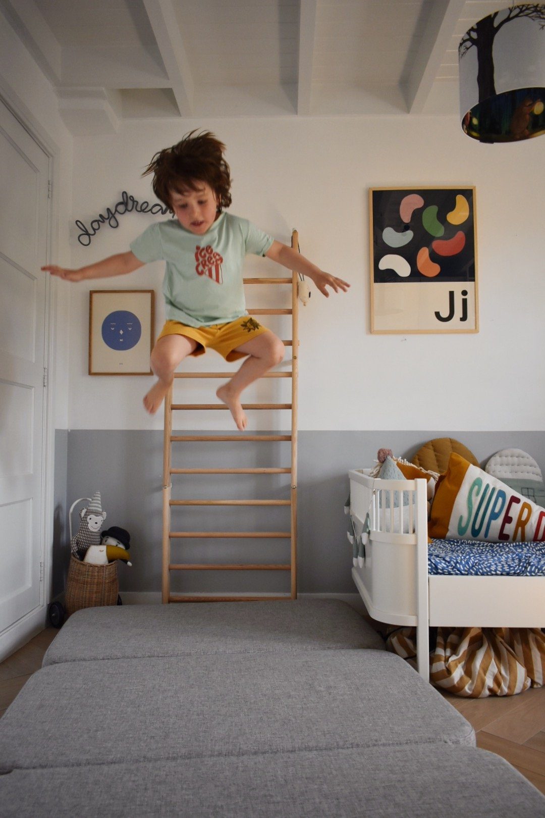 kids room activity